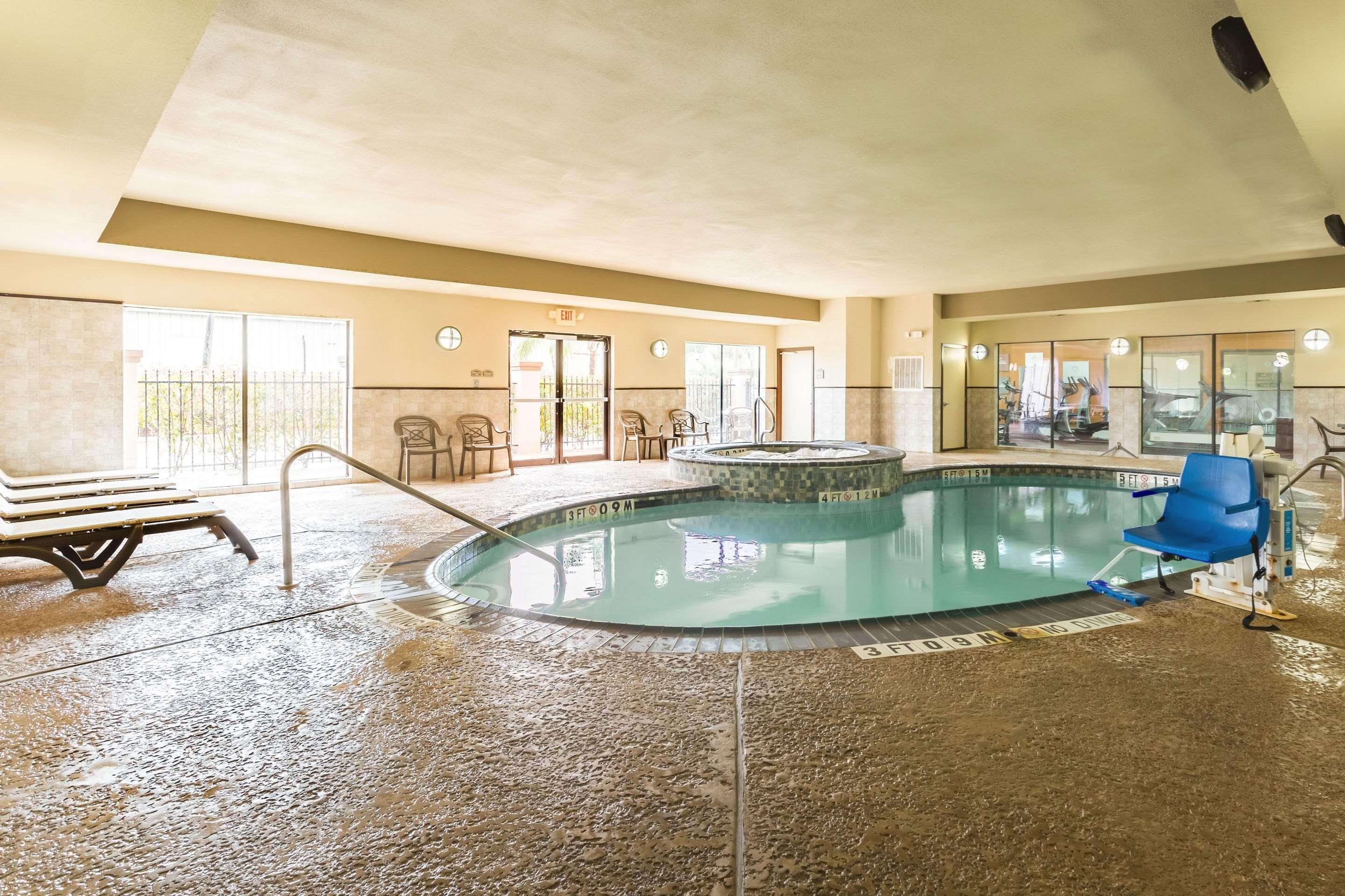 Comfort Suites Beaumont I-10 Εξωτερικό φωτογραφία